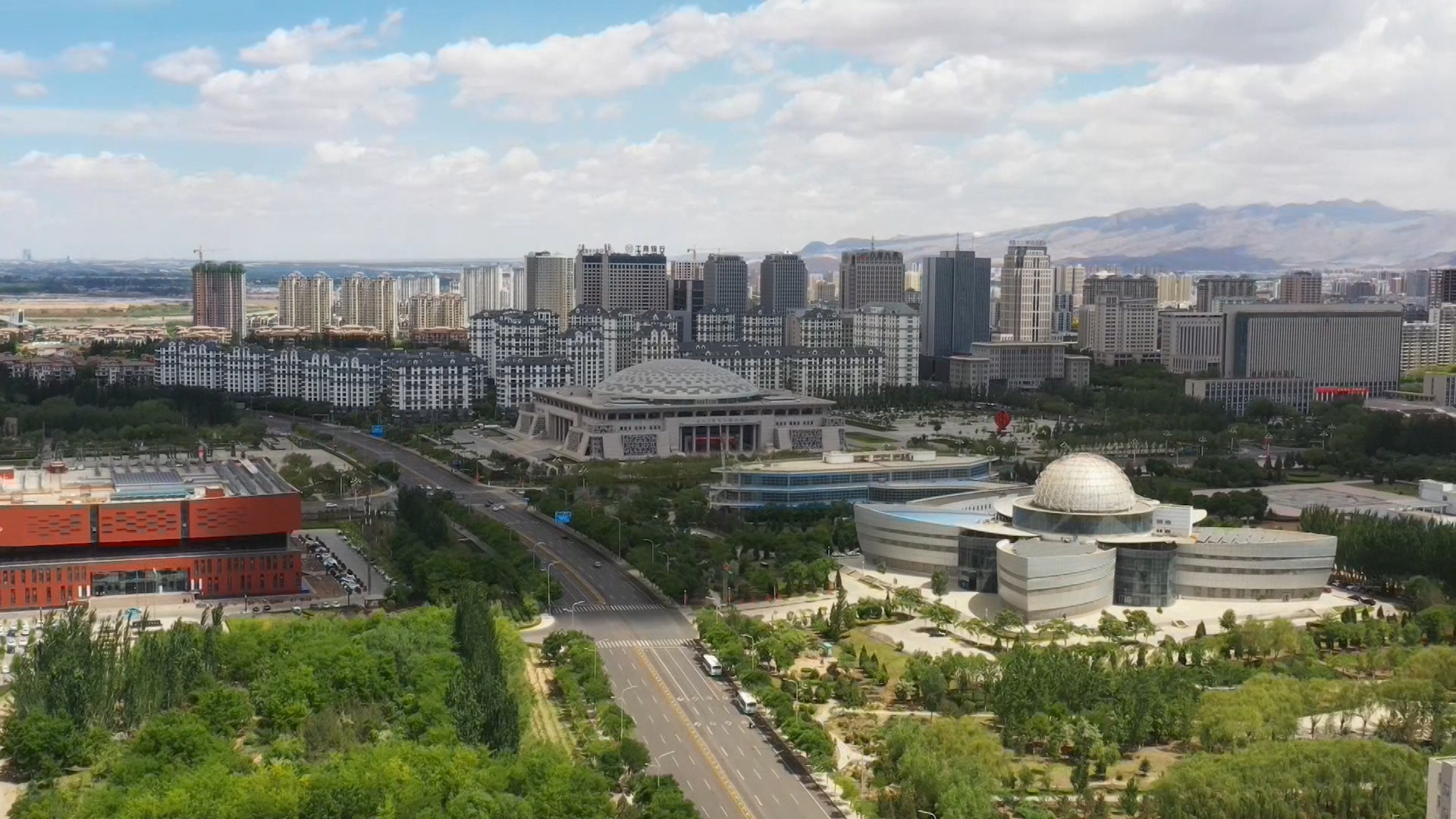 乌海市:打造精品园林 提升城市品质