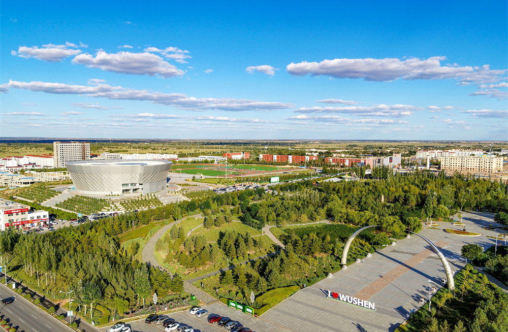 乌审旗枝叶总关情点滴铸文明