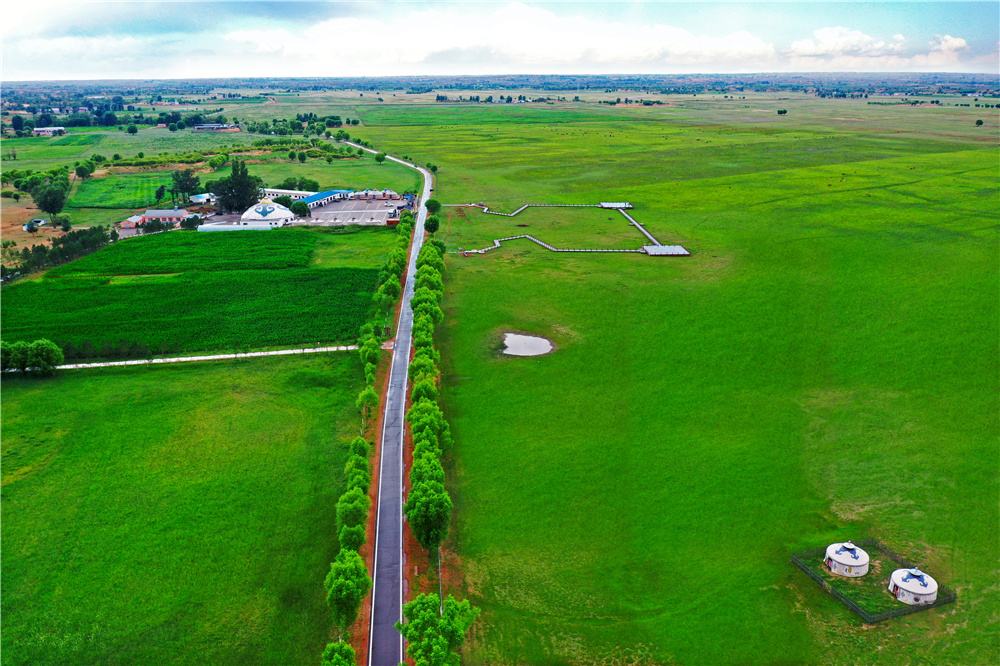 乌审旗初心润得春满园文明花开启新程